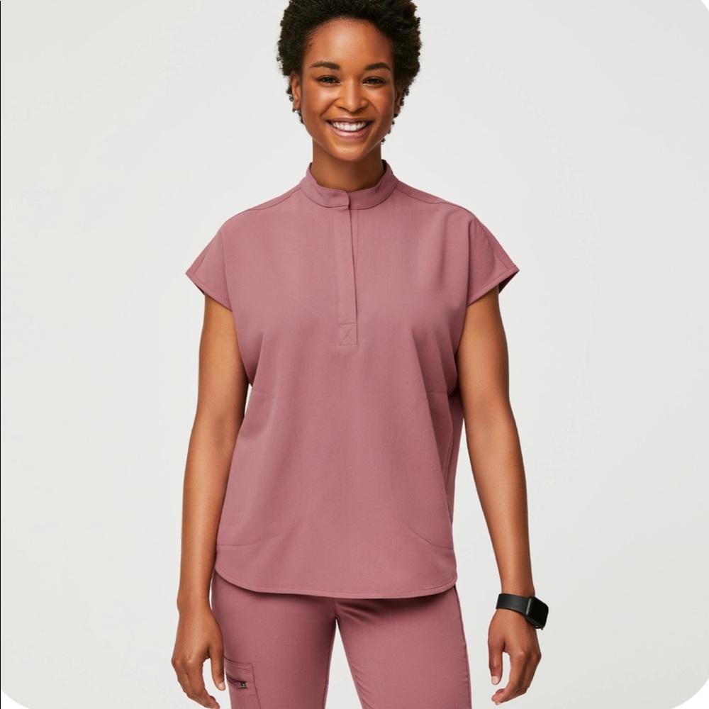 Figs Rafael top